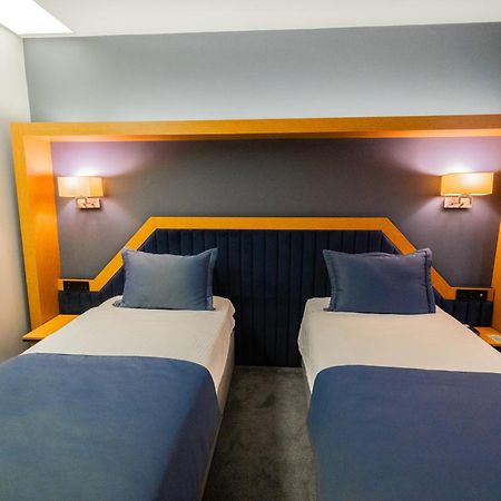 Roof 264 Hotel & Suites Сакария Екстериор снимка