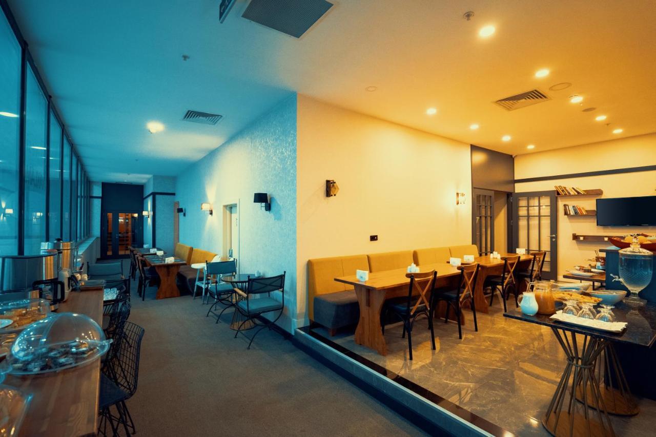 Roof 264 Hotel & Suites Сакария Екстериор снимка