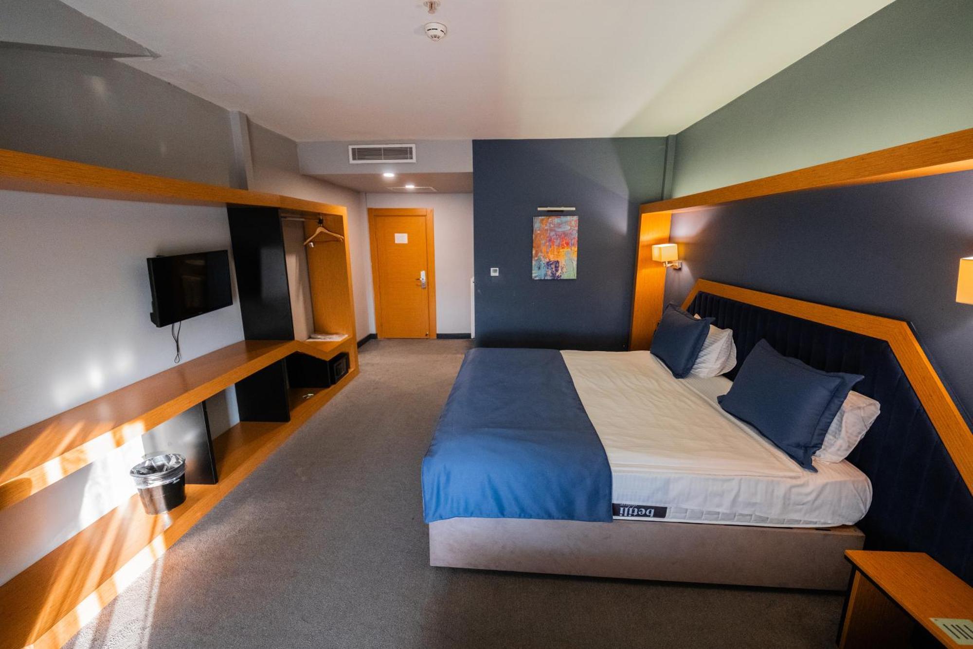 Roof 264 Hotel & Suites Сакария Екстериор снимка