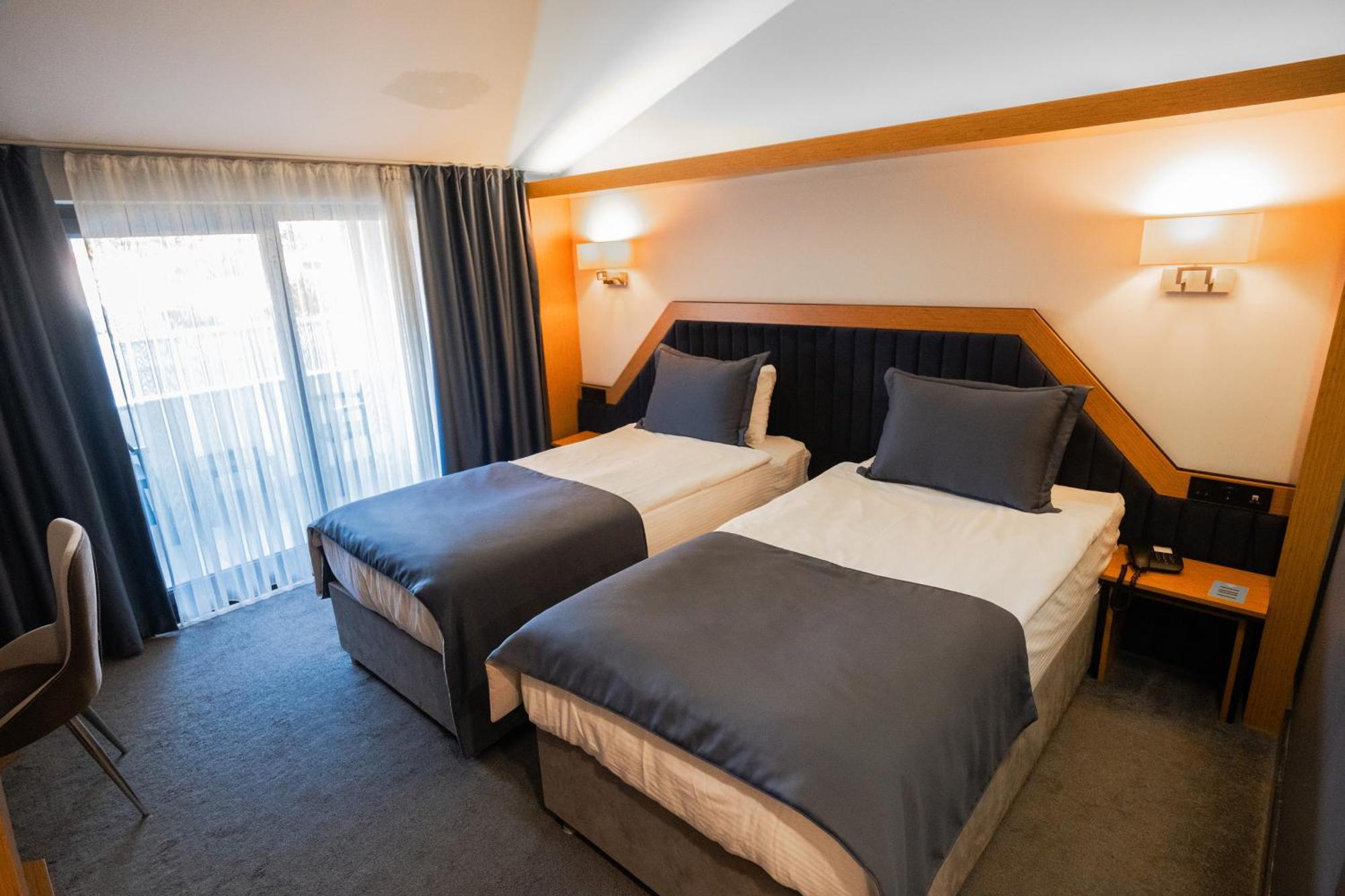 Roof 264 Hotel & Suites Сакария Екстериор снимка