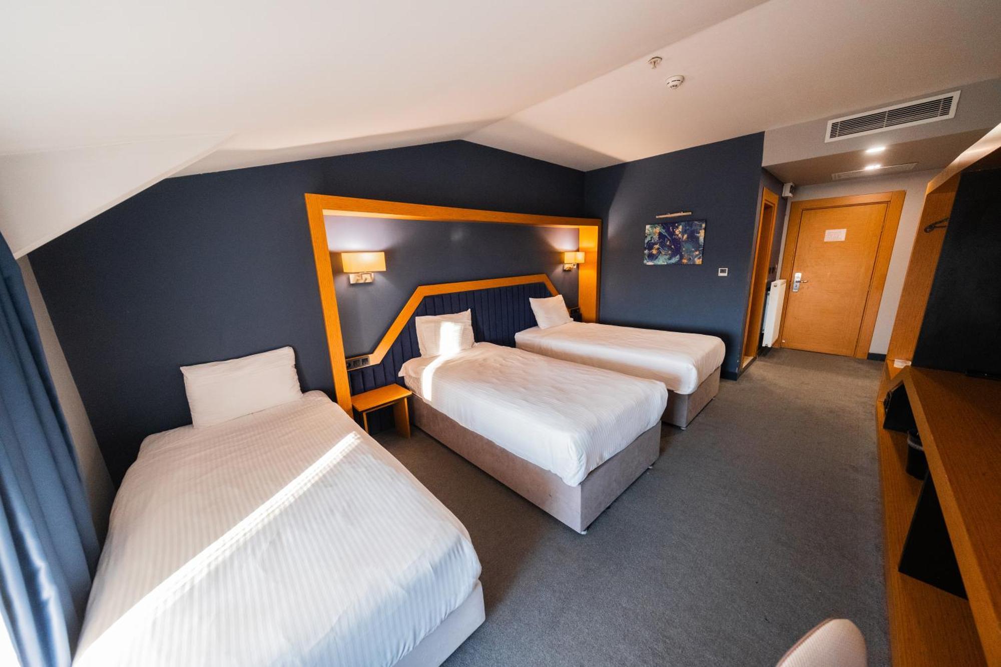 Roof 264 Hotel & Suites Сакария Екстериор снимка
