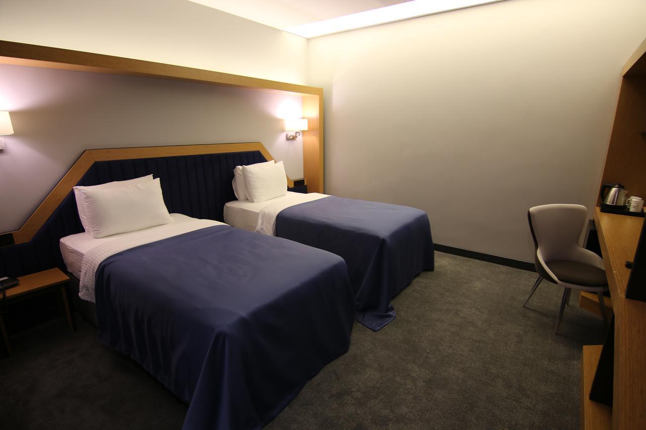 Roof 264 Hotel & Suites Сакария Екстериор снимка
