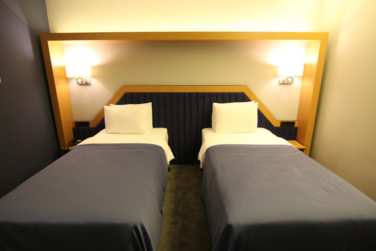 Roof 264 Hotel & Suites Сакария Екстериор снимка
