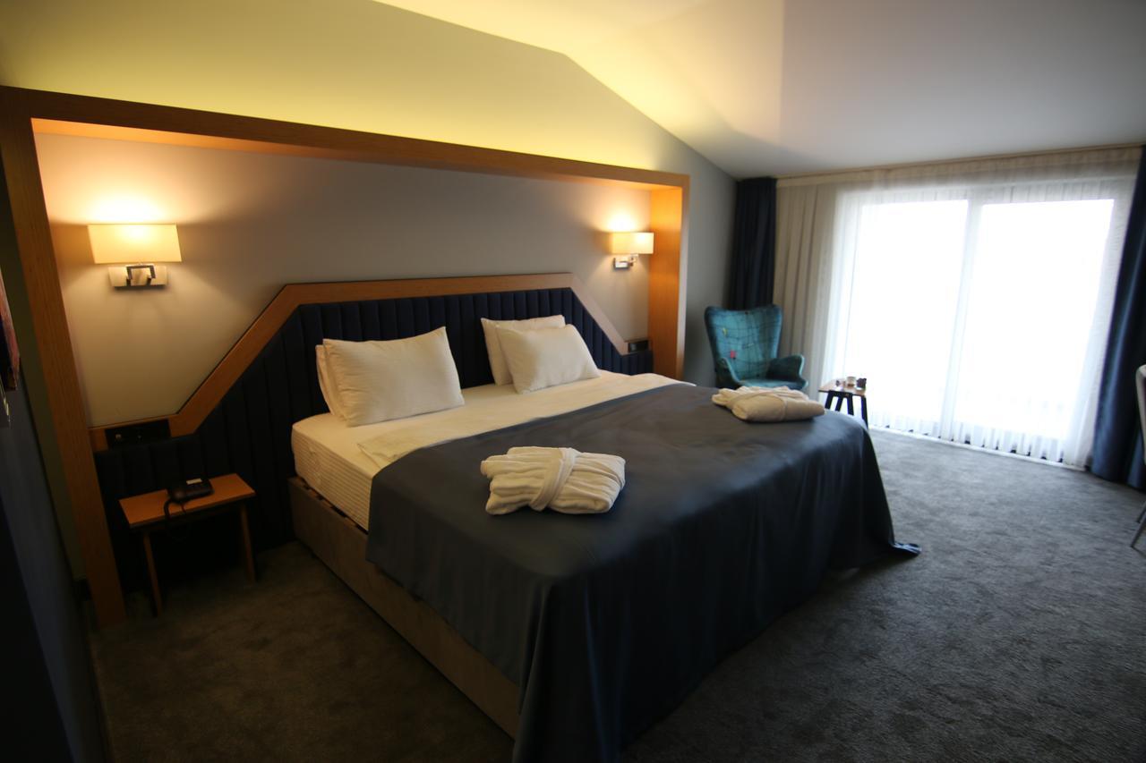 Roof 264 Hotel & Suites Сакария Екстериор снимка